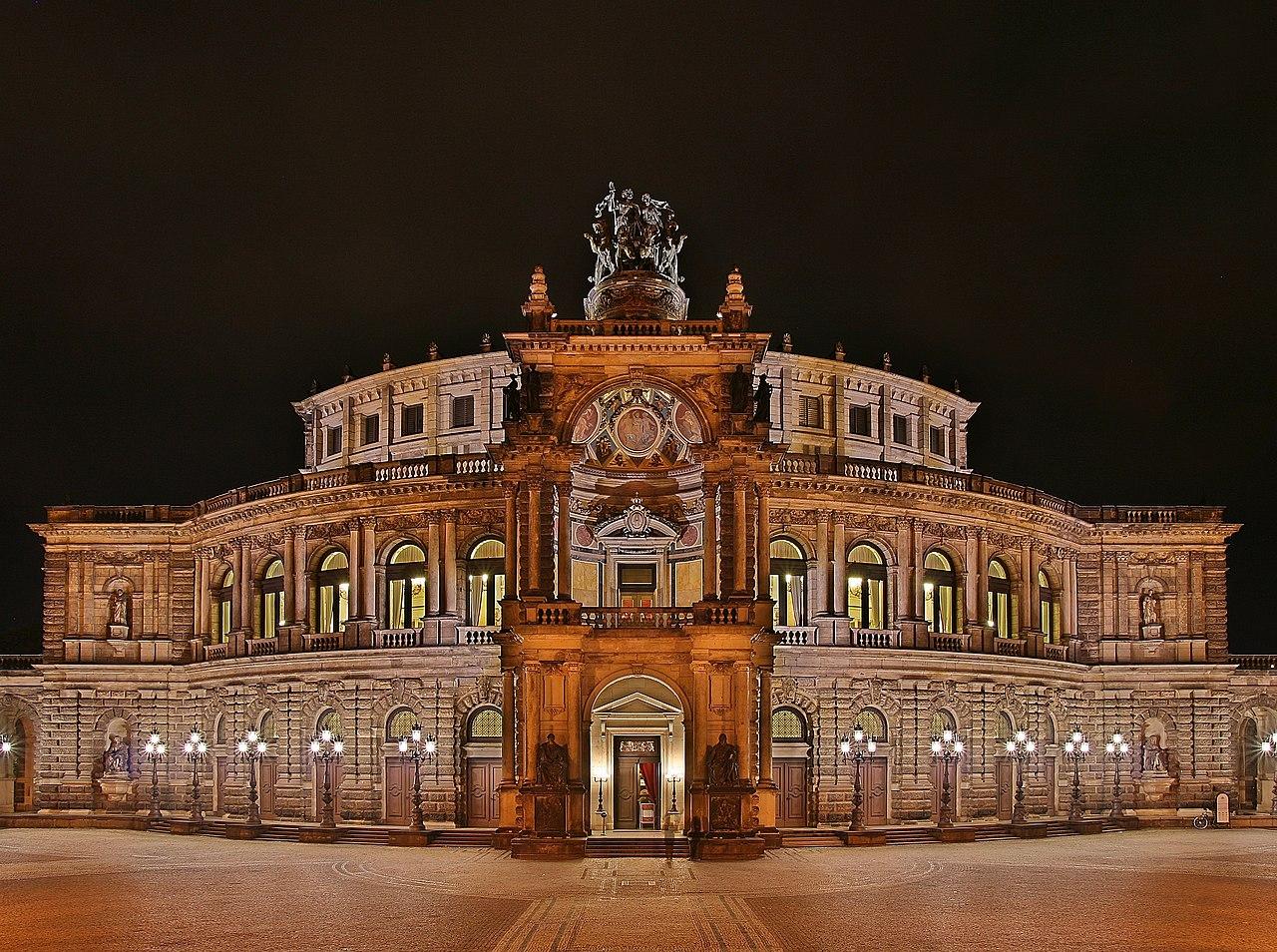 Semperoper at night